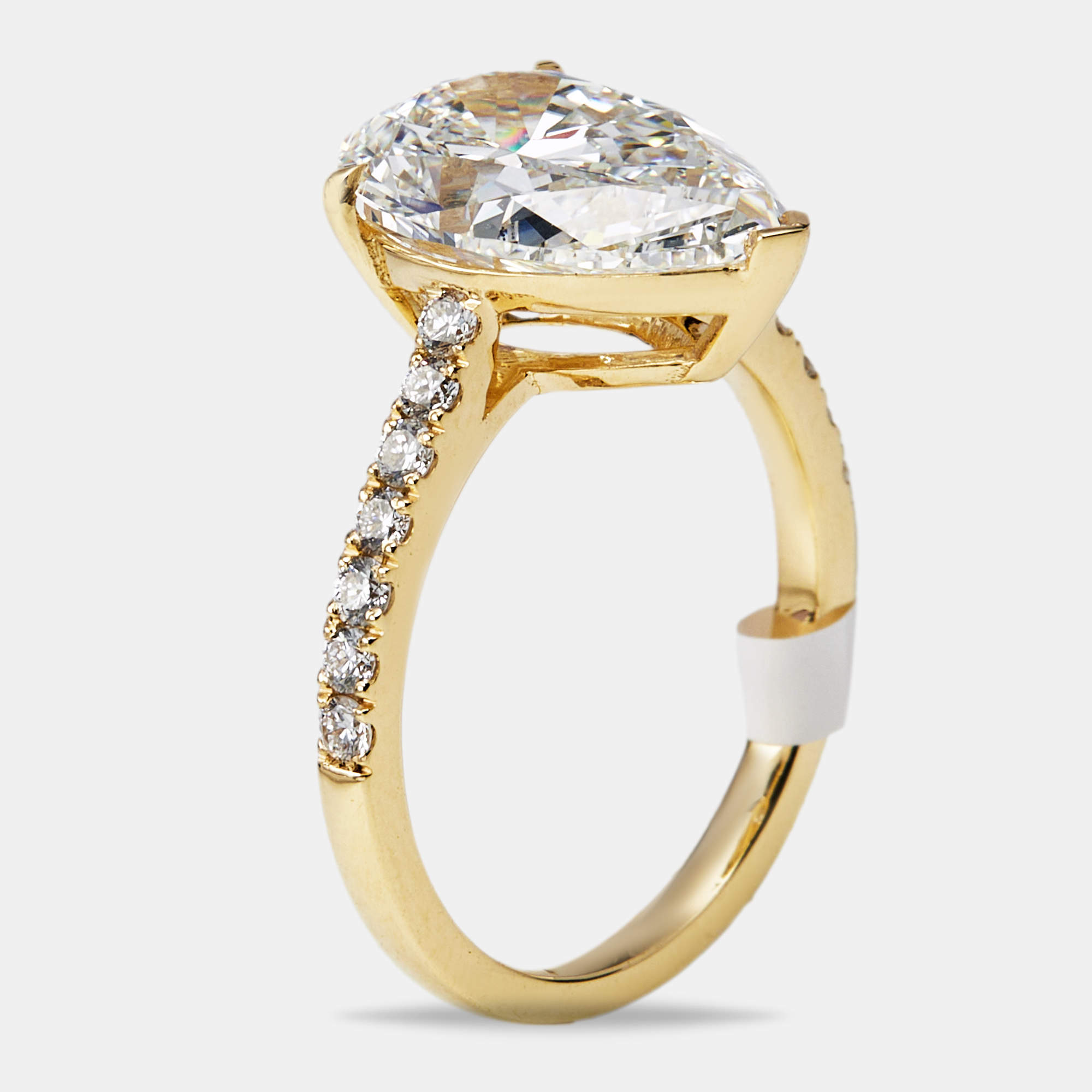 Pre Owned 4.3 cts Pear and Round Lab Grown Diamond 18k Yellow Gold Ring Size 51