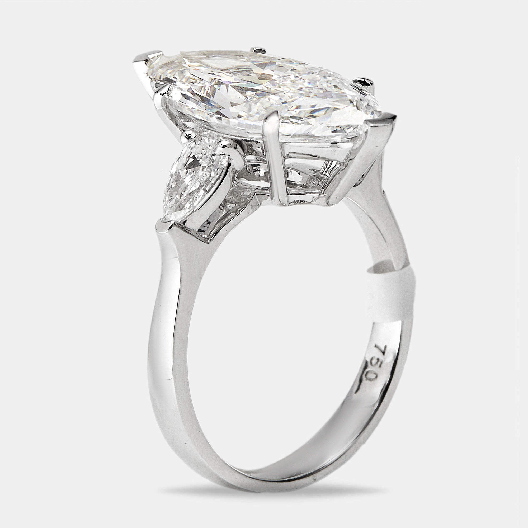 Pre Owned 5.5 cts Marquise and Pear Lab Grown Diamonds 18k White Gold Ring Size 52