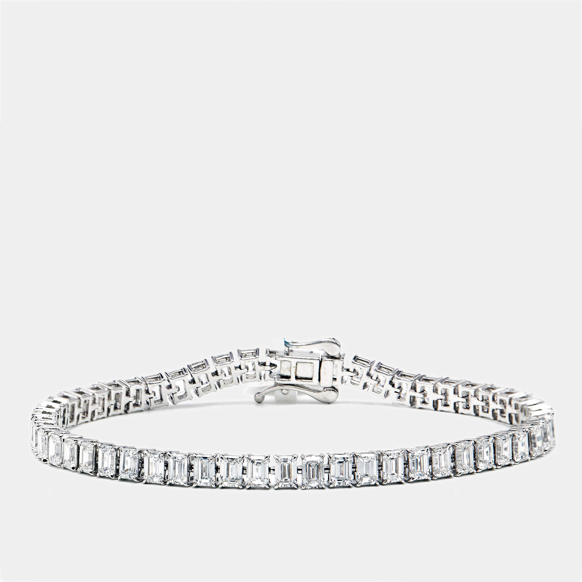 Pre Owned 9.50 cts Emerald Cut Lab Grown Diamonds 18k White Gold Bracelet