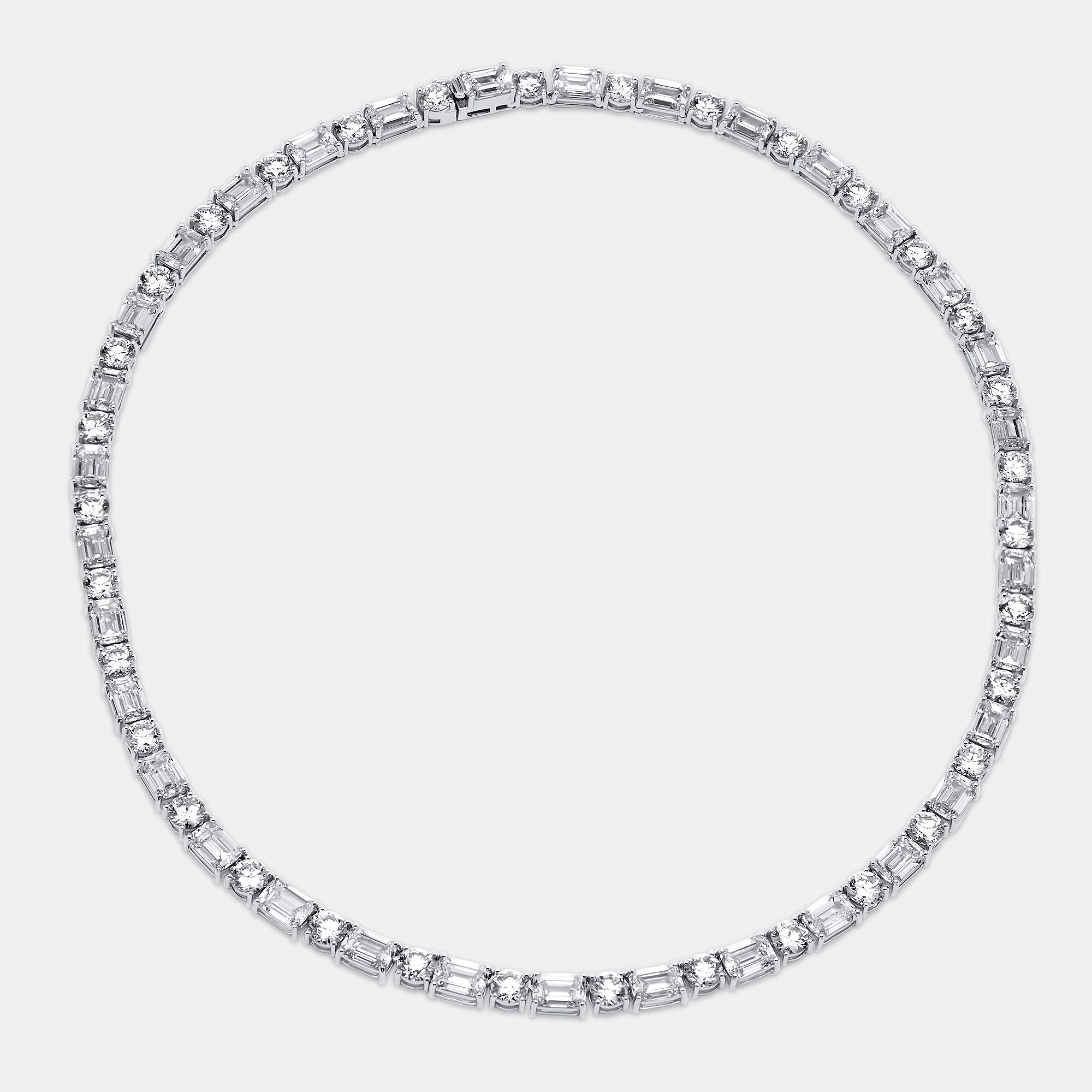 Pre Owned 54 Cts Round Emerald 18K White Gold Lab Grown Diamonds Necklace