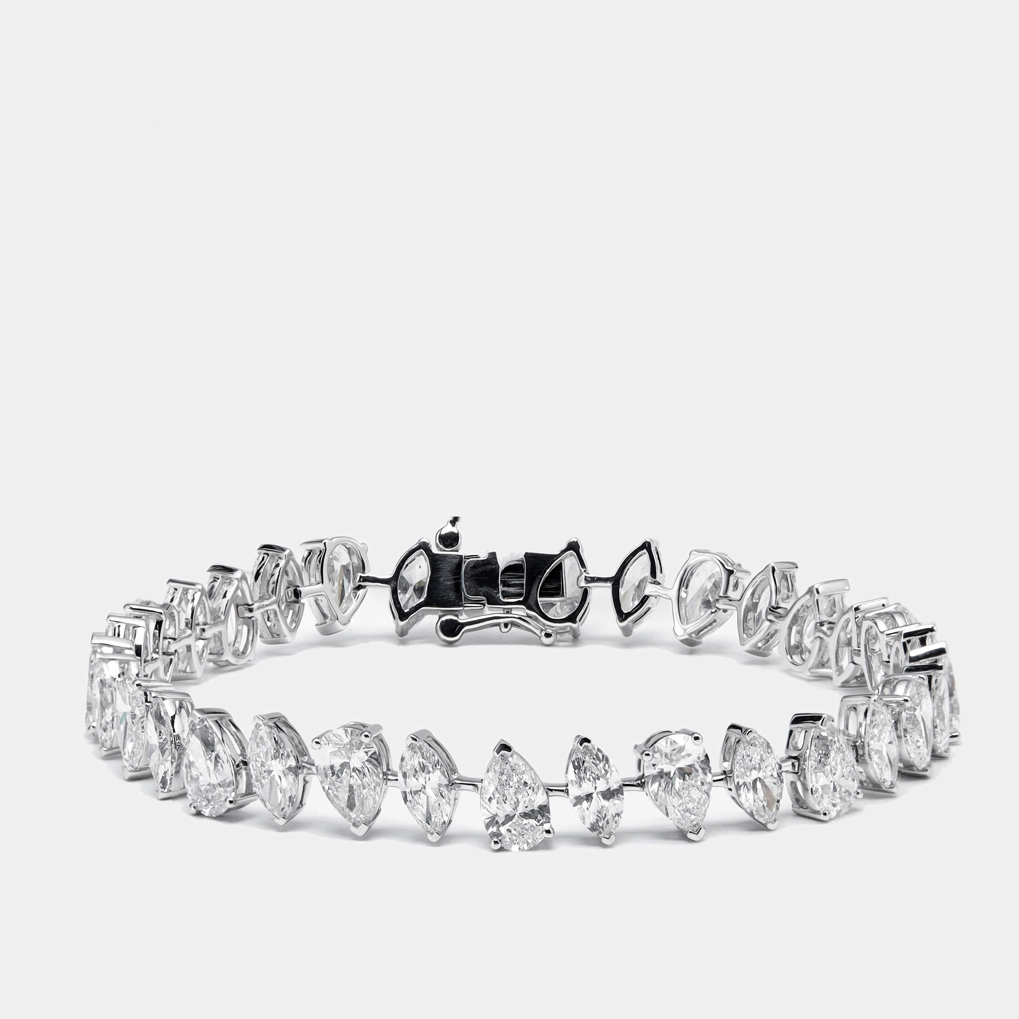 مملوكة مسبقًا 13.5 cts Pear and Marquise Lab Grown Diamond 18k White Gold Bracelet