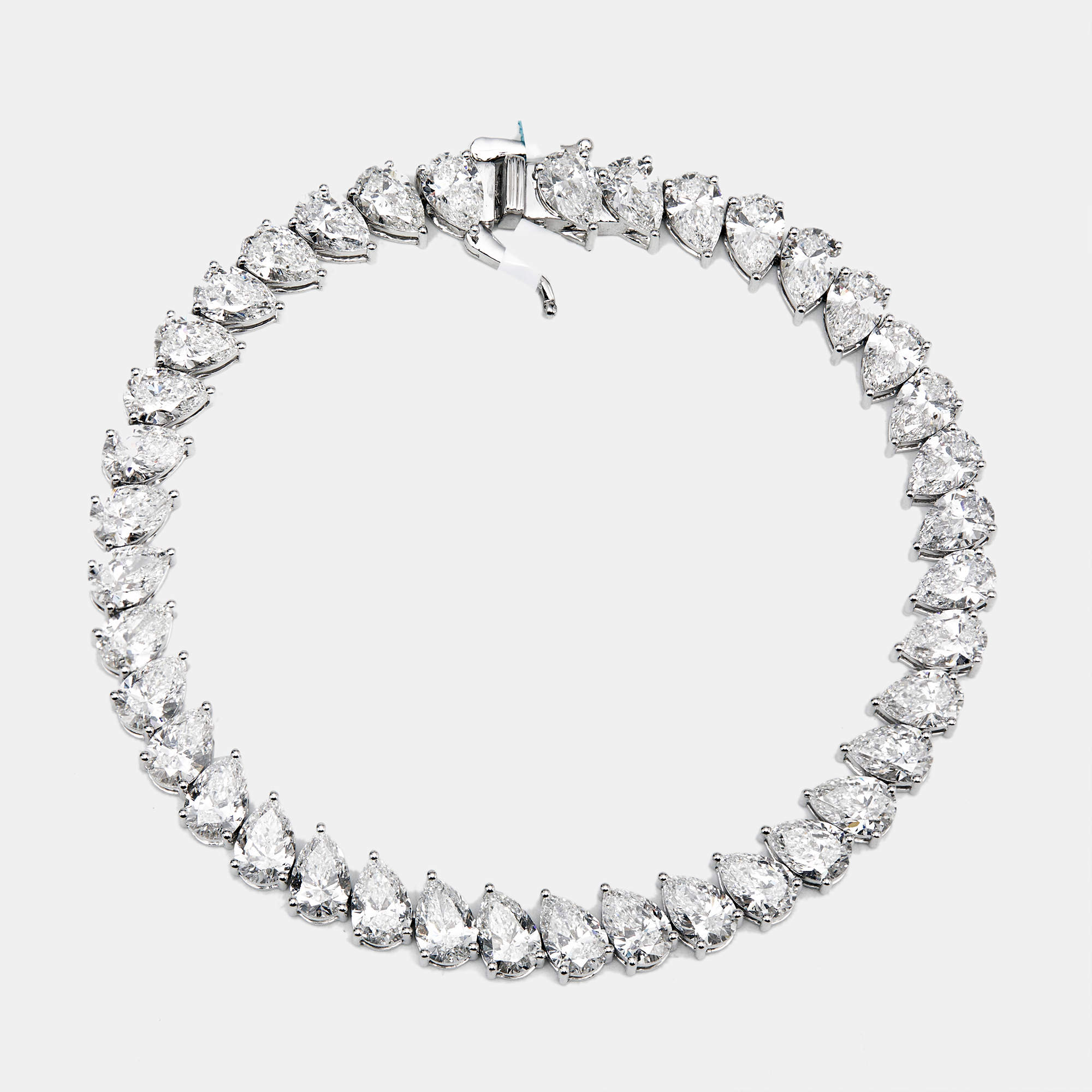 Pre Owned 14 cts Pear Lab Grown Diamond 18k White Gold Bracelet