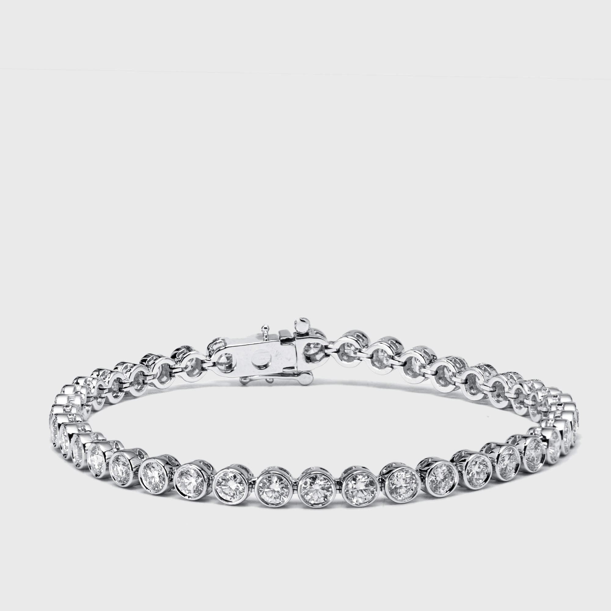 Pre Owned 7.5 cts Round Lab Grown Diamonds 18k White Gold Bracelet