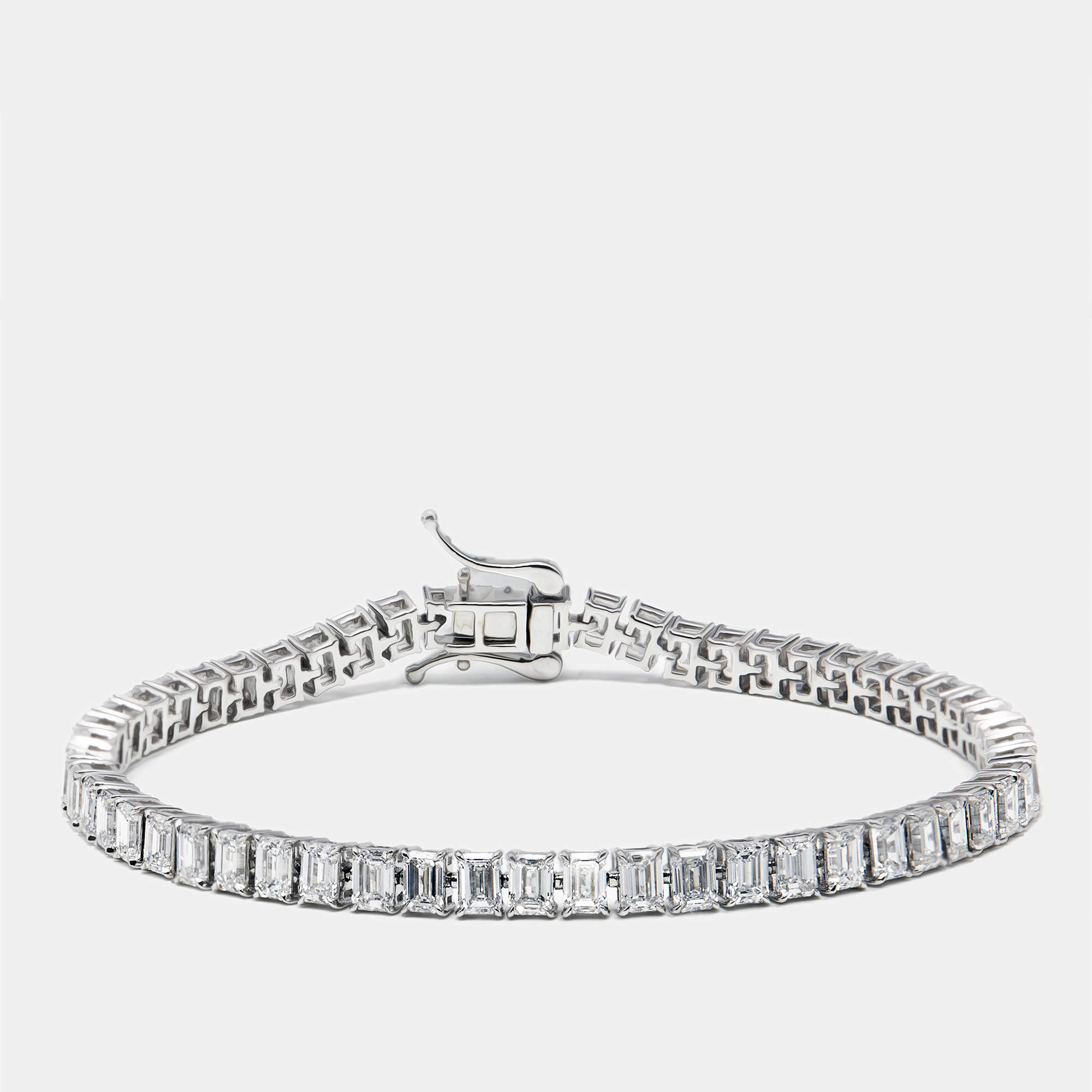 Pre Owned 11.5 cts Emerald Cut Lab Grown Diamonds 18k White Gold Bracelet