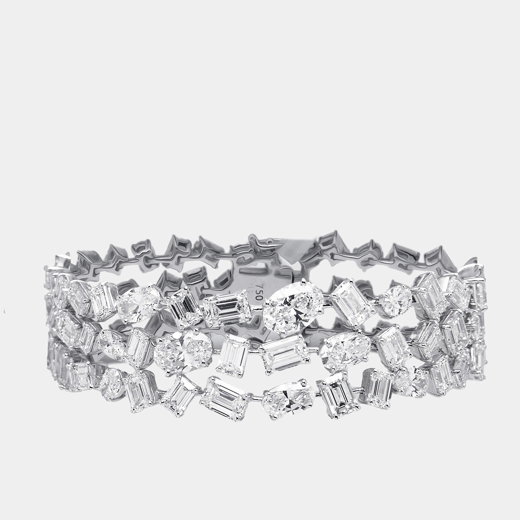 Pre Owned 29 cts Emerald Cut Oval Lab Grown Diamonds 18k White Gold Bracelet