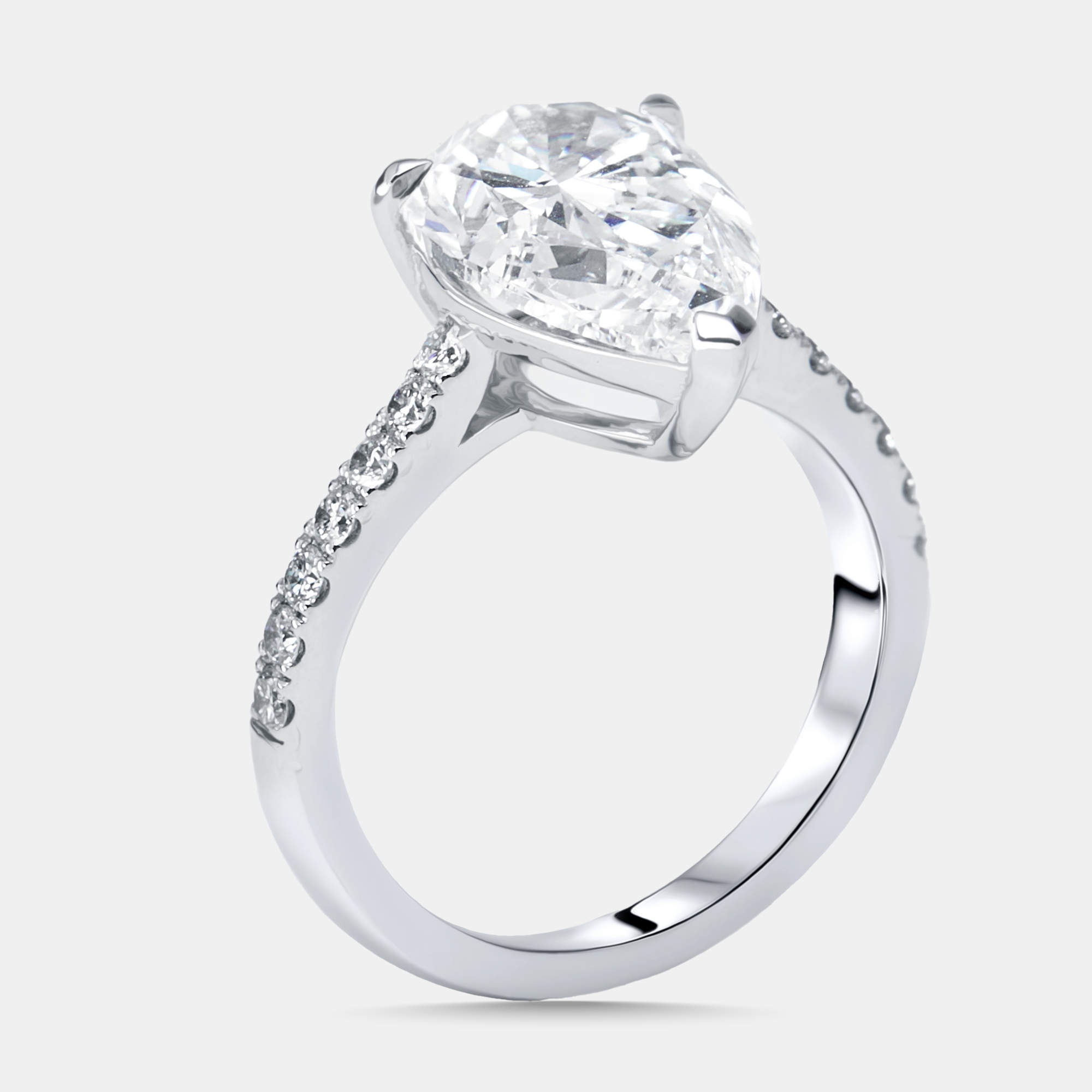 Pre Owned 4 cts Pear, Round Lab Grown Diamonds 18k White Gold Ring Size 50