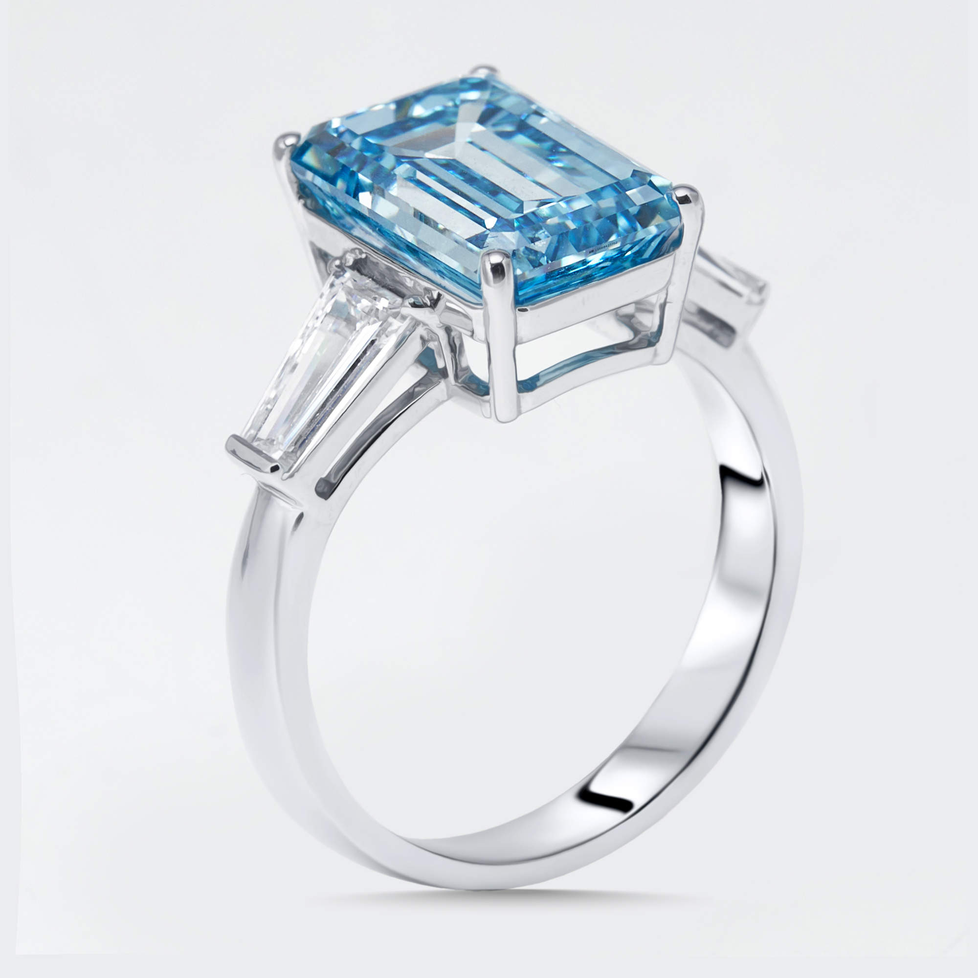 Pre Owned 5.8 cts Vivid Blue Emerald Cut, Trapezoid Lab Grown Diamonds 18k White Gold Ring Size 52