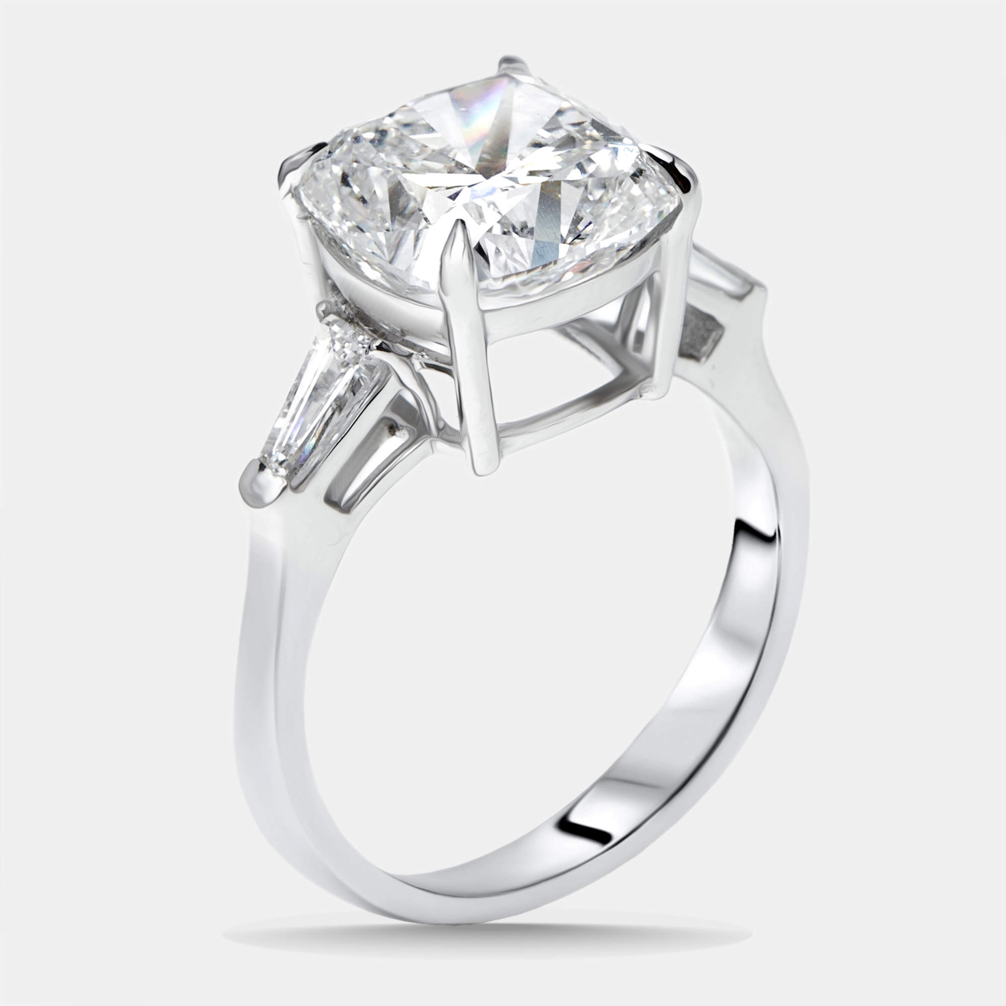 Pre Owned 5.5 cts Cushion, Trapezoid Lab Grown Diamonds 18k White Gold Ring Size 53