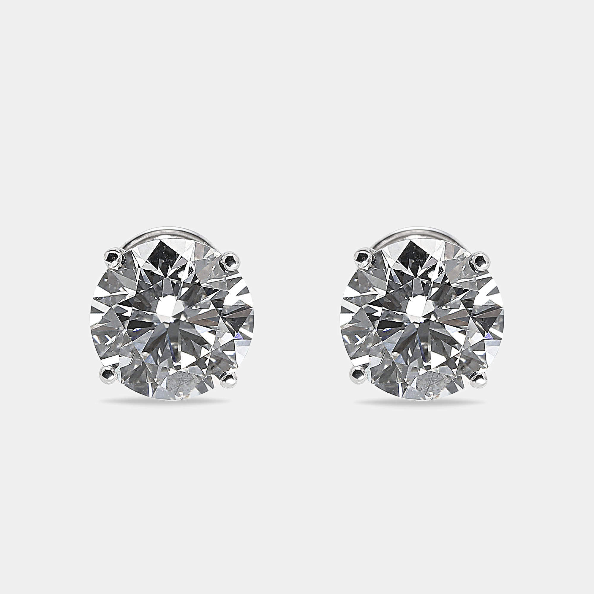 مملوكة مسبقًا 6 cts Round Lab Grown Diamonds 18k White Gold Earrings