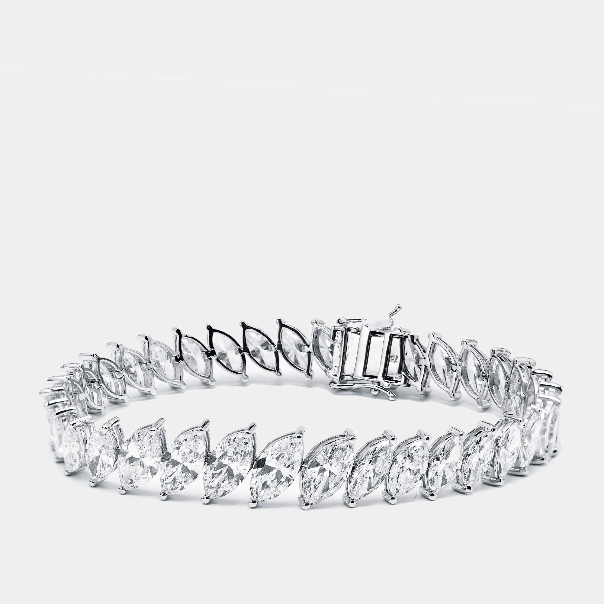 Pre Owned 20.5 cts Marquise Lab Grown Diamonds 18k White Gold Bracelet