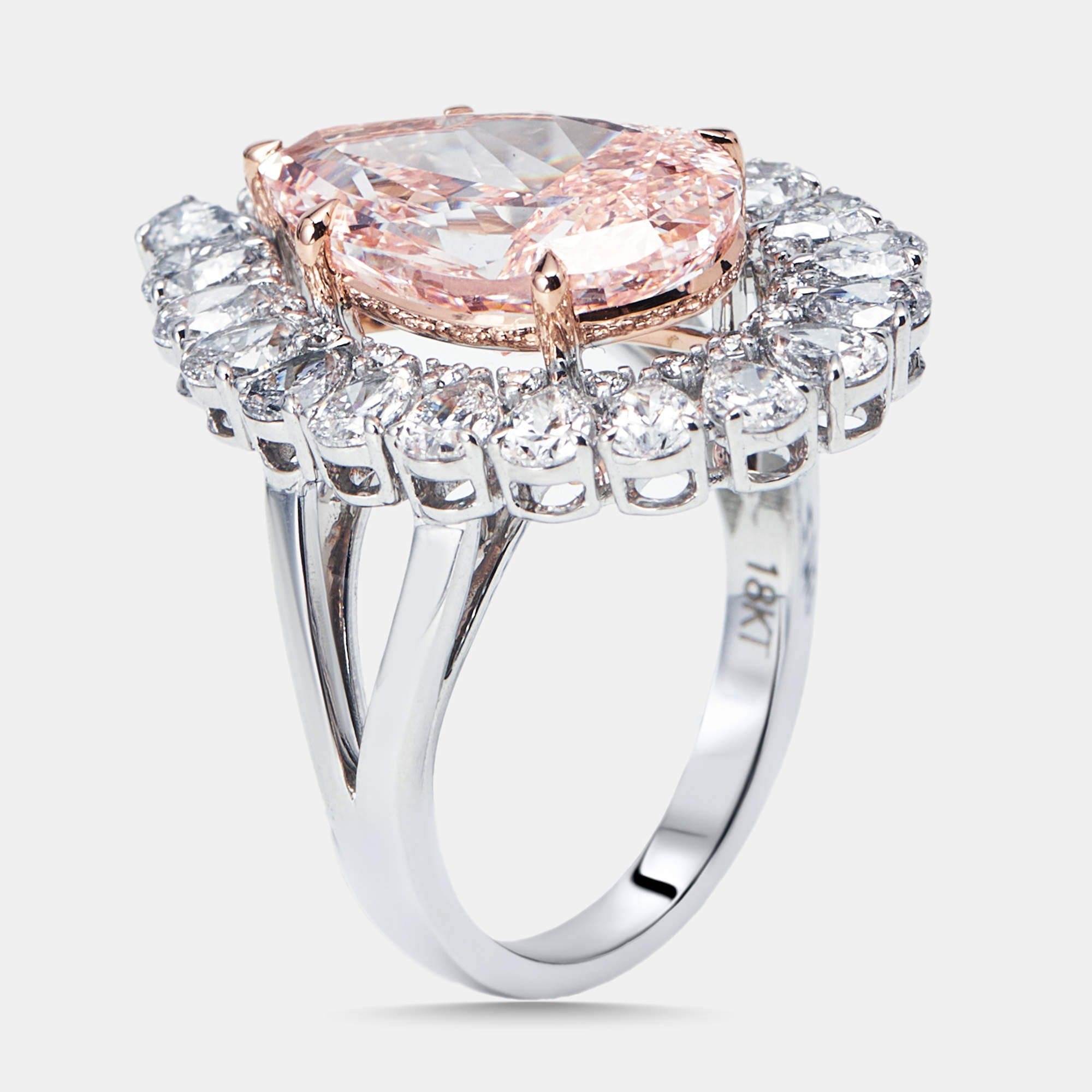 مملوكة مسبقًا 6.5 cts Pear Lab Grown Diamonds 18k Two Tone Gold Ring Size 54