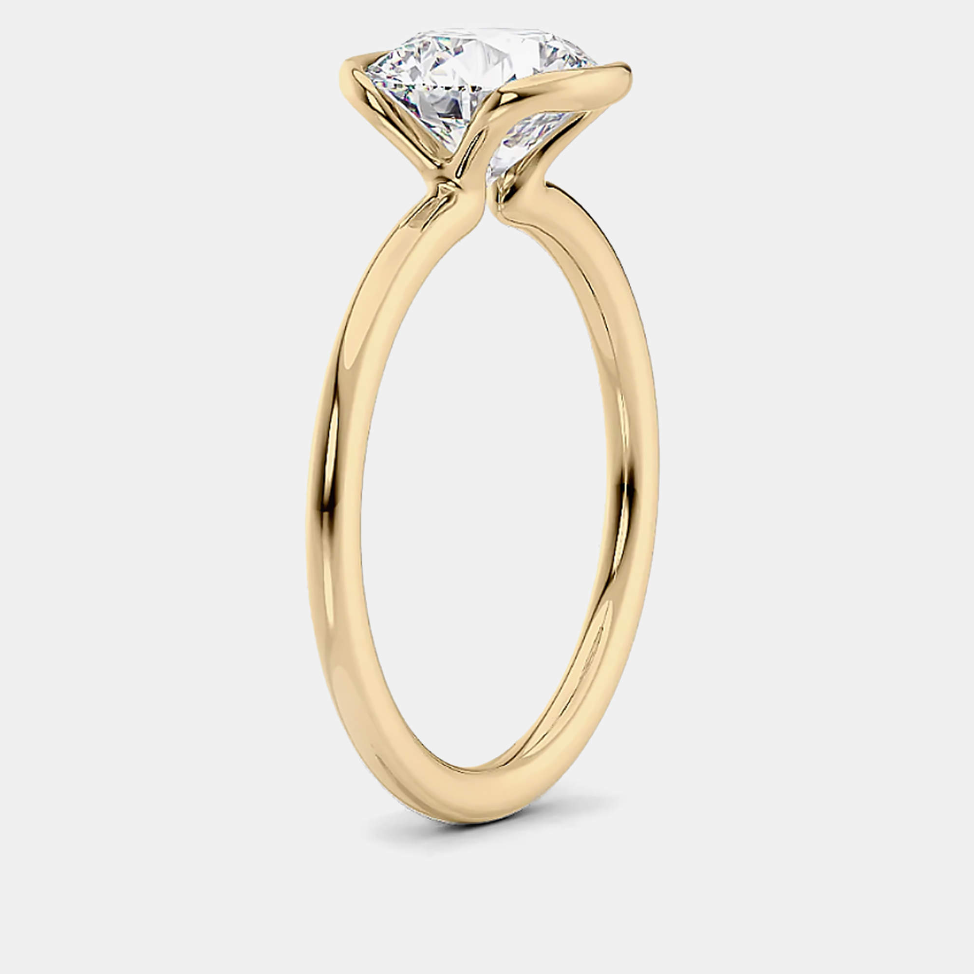 Pre Owned خاتم ألماس مُصنَّع في المختبر بوزن 2 قيراط بقطع زمردي من الذهب الأصفر عيار 14 بحجم 52.