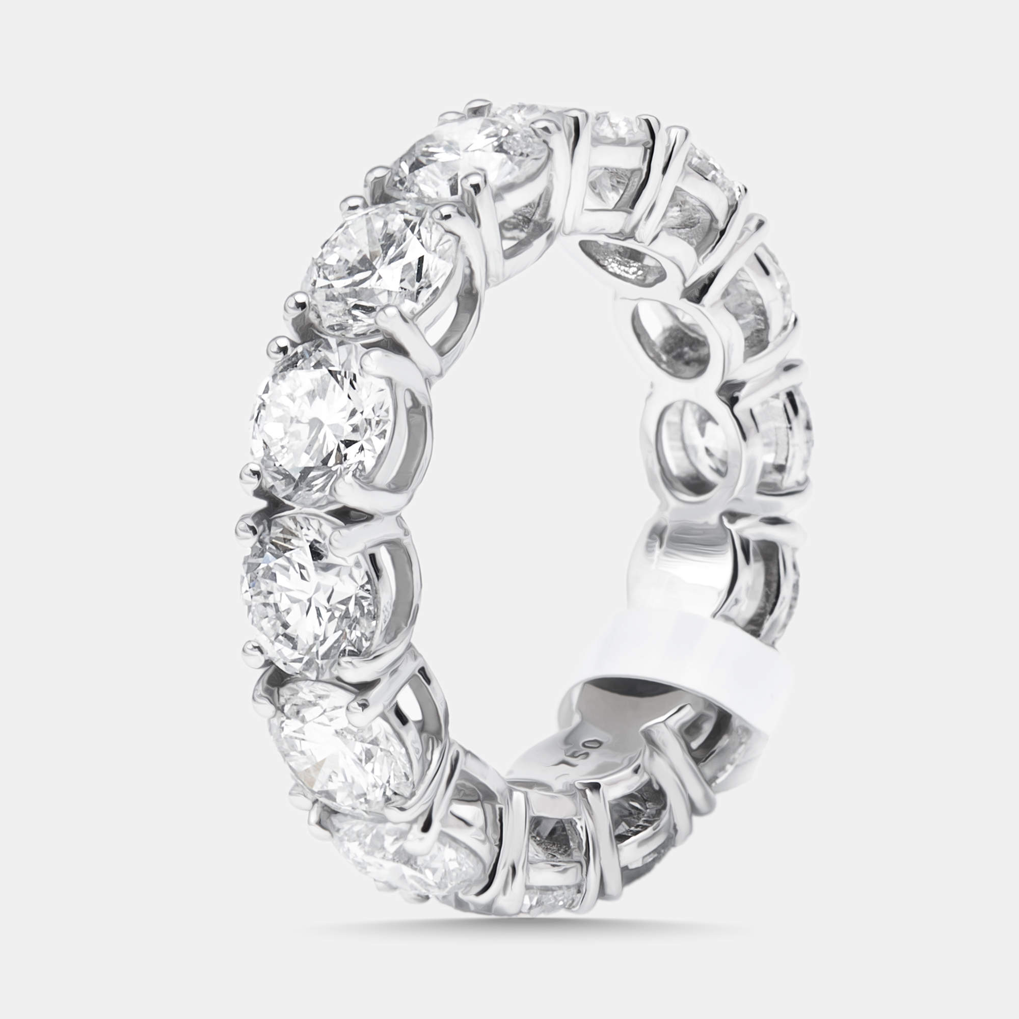 Pre Owned 7.2 cts Round Lab Grown Diamonds 18k White Gold Ring Size 53