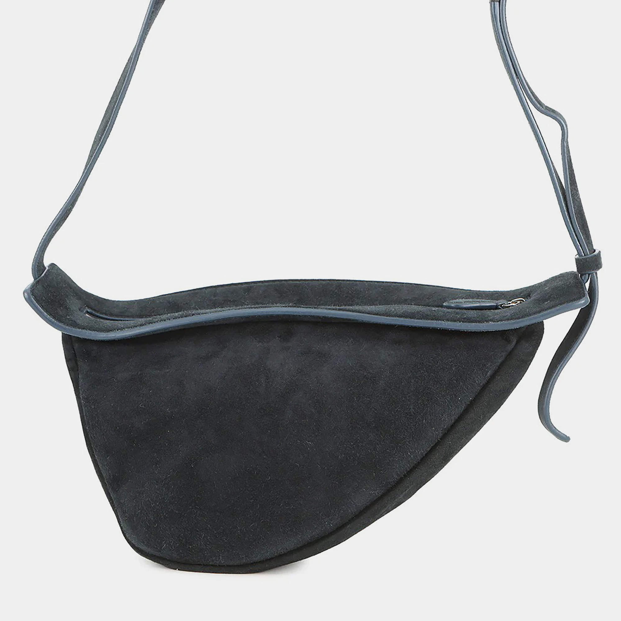 Pre Owned حقيبة كتف ذا رو بنانا سلوشي زرقاء شامواه حجم صغير