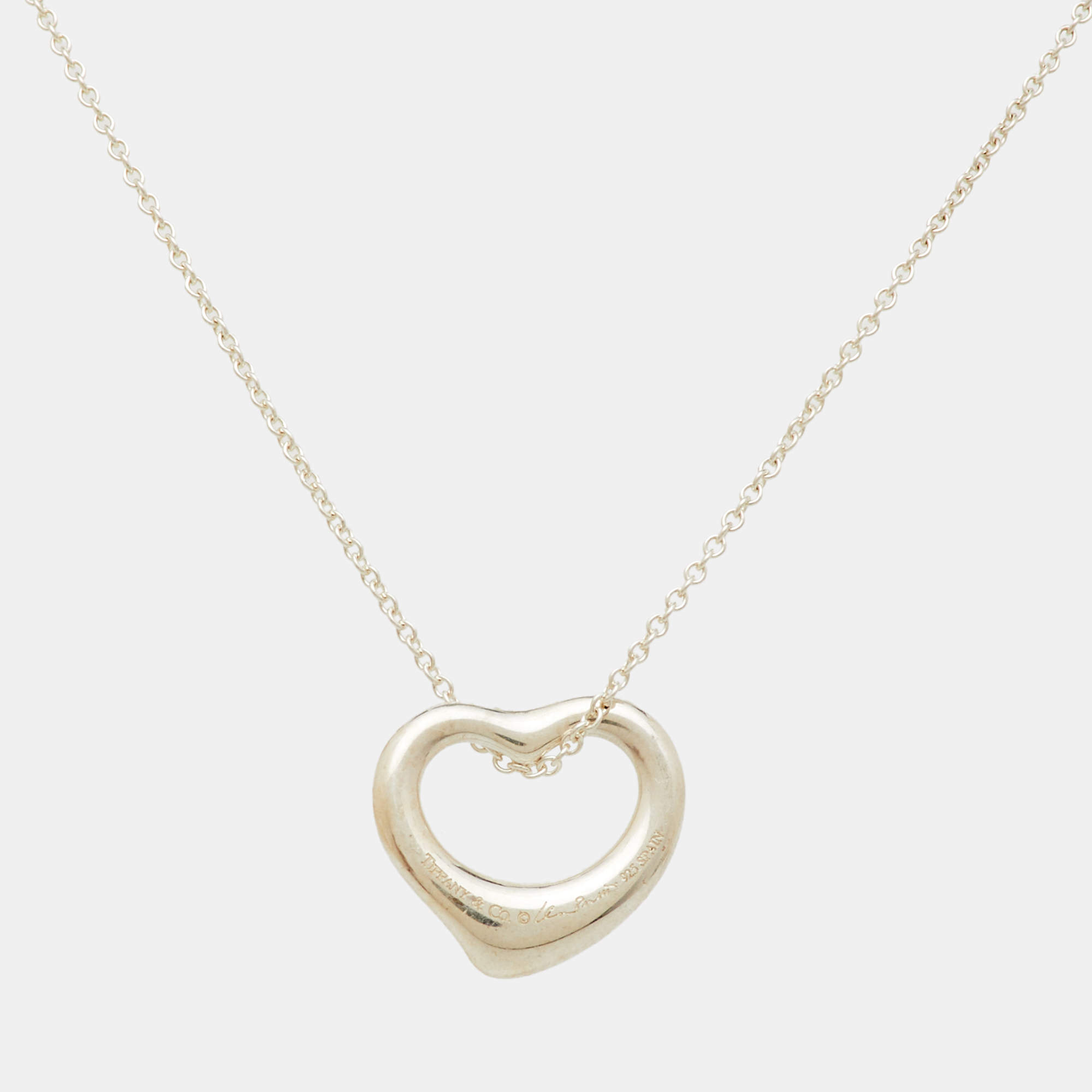 Pre Owned Tiffany & Co. Elsa Peretti Open Heart Sterling Silver Pendant Necklace