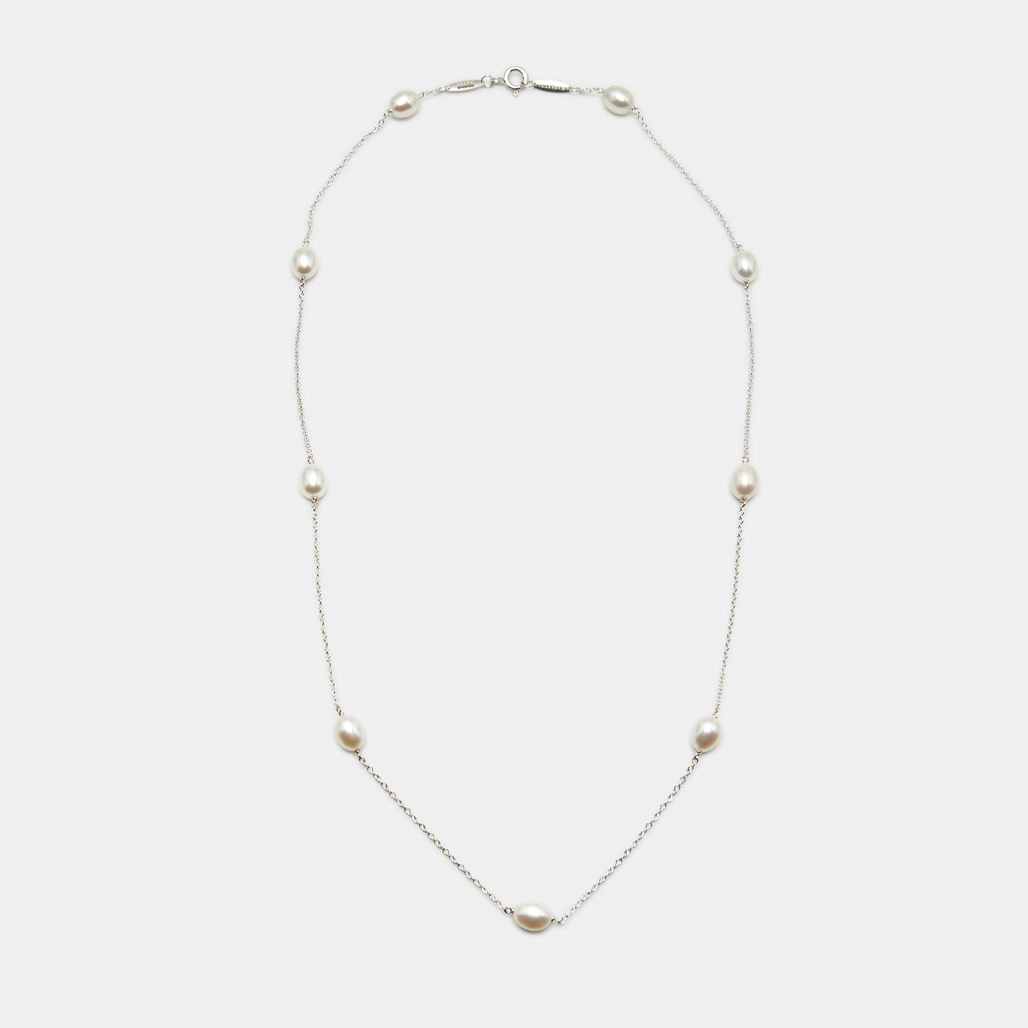 Pre Owned قلادة تيفاني & كو. لآلئ بيرلز باي ذا يارد فضة استرليني