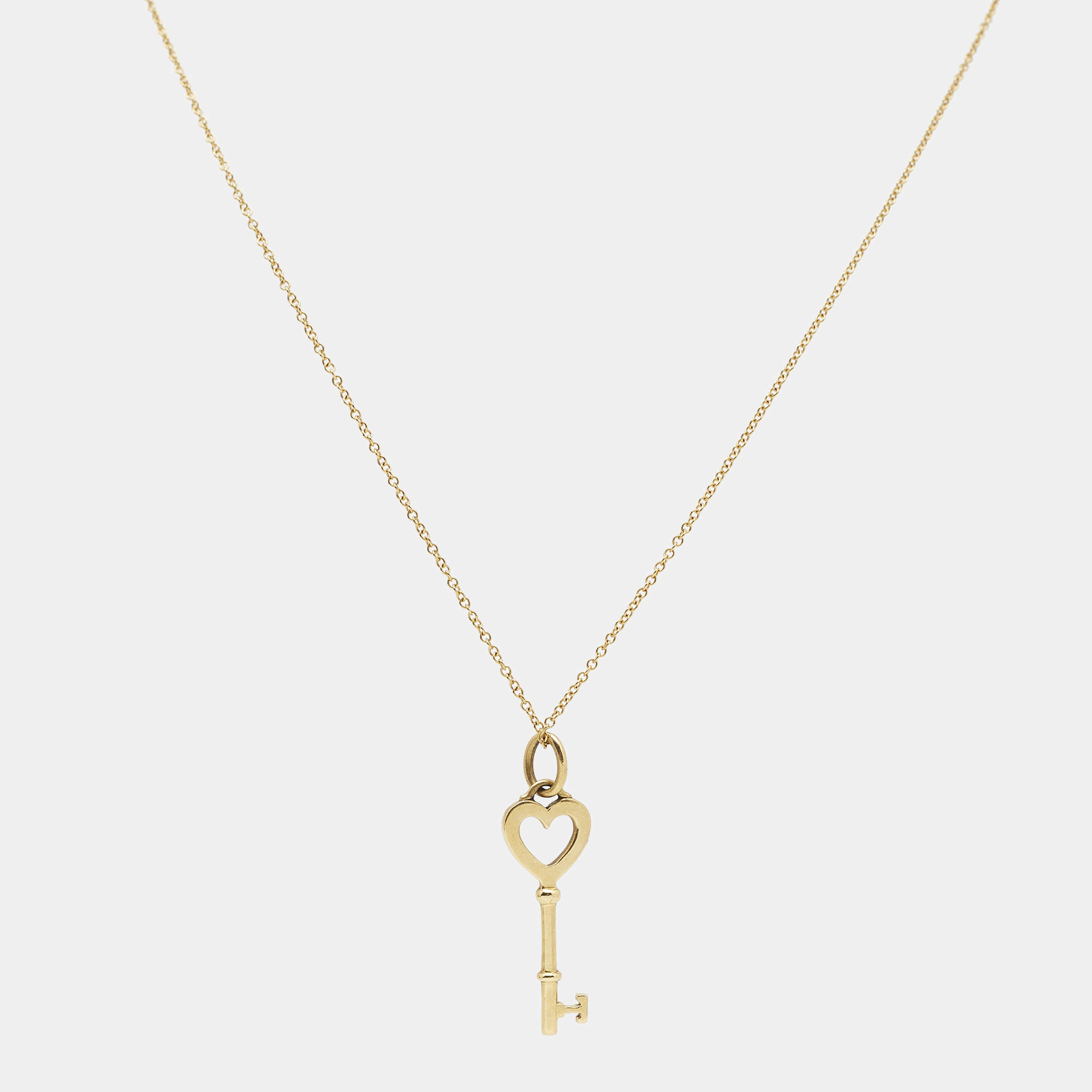 Pre Owned Tiffany & Co. Key Heart Mini 18k Yellow Gold Pendant Necklace
