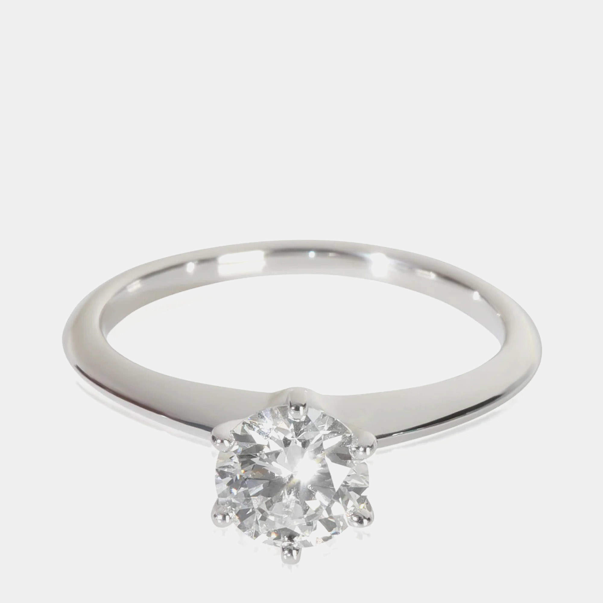 مملوكة مسبقًا Tiffany & Co. 0.91 ctw Platinum and Diamond Engagement Ring EU 55