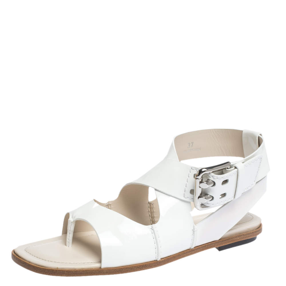 cross strap flat sandals