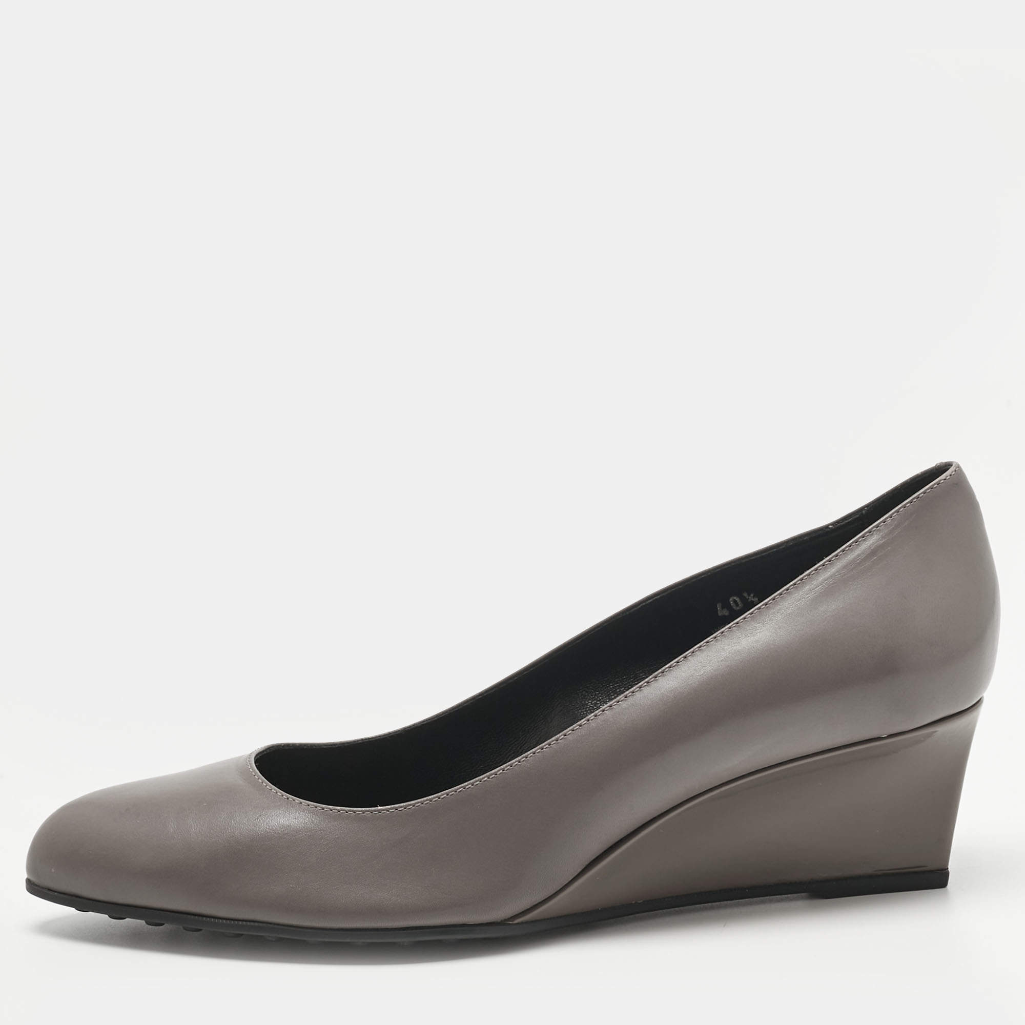 Pre Owned Tod's Grey Leather Wedge Pumps Size 40.5