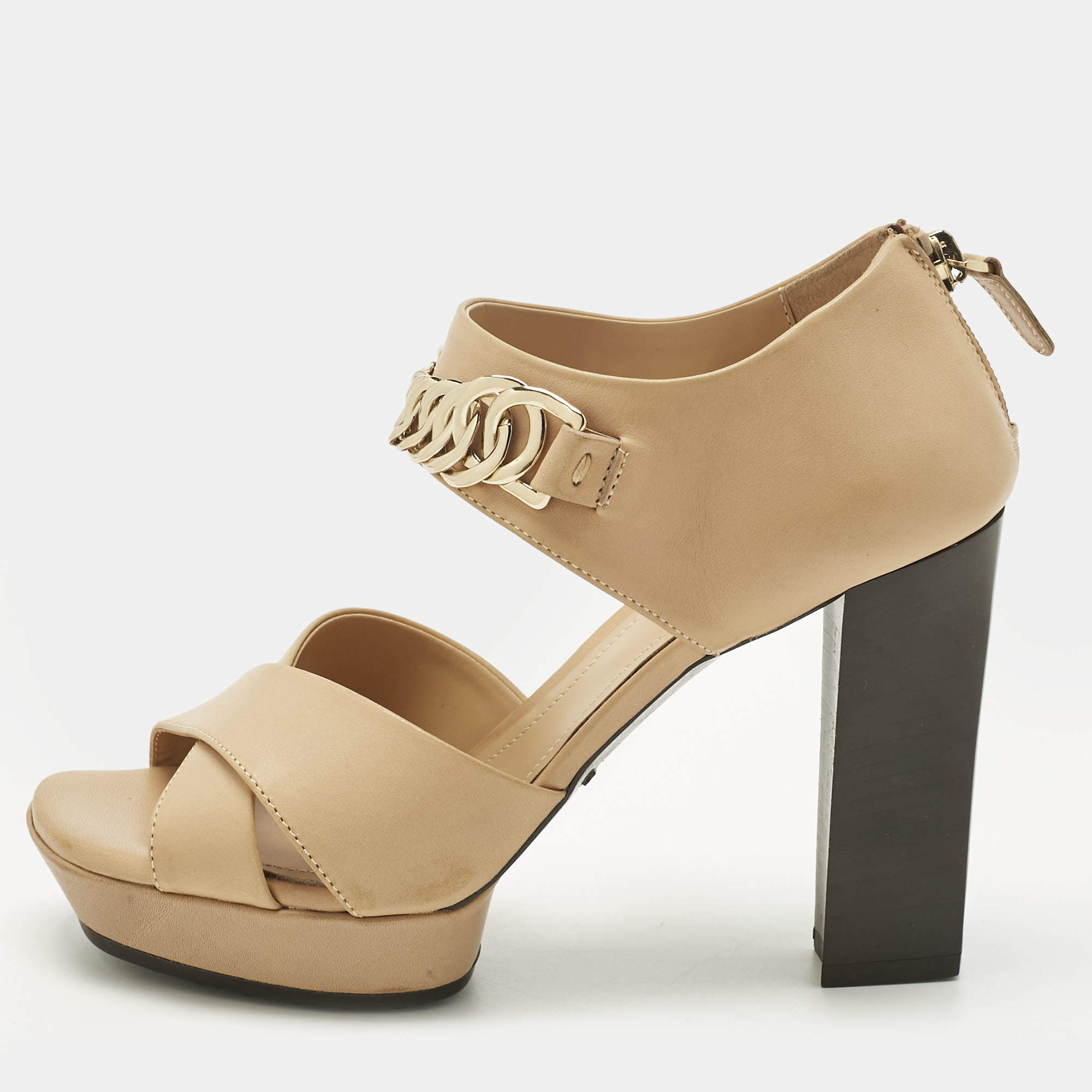 Pre Owned Tod's Beige Leather Chainlink Sandals Size 36.5