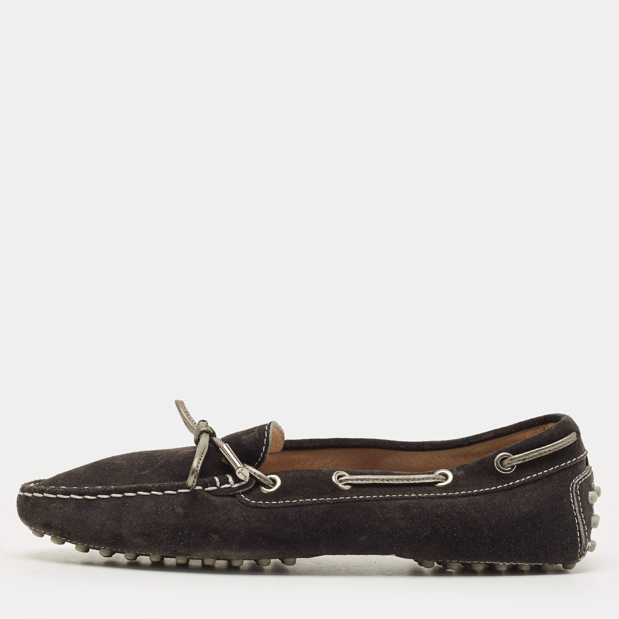 مملوكة مسبقًا حذاء تودز لوفر فيونكة سويدي بني مقاس 37.5