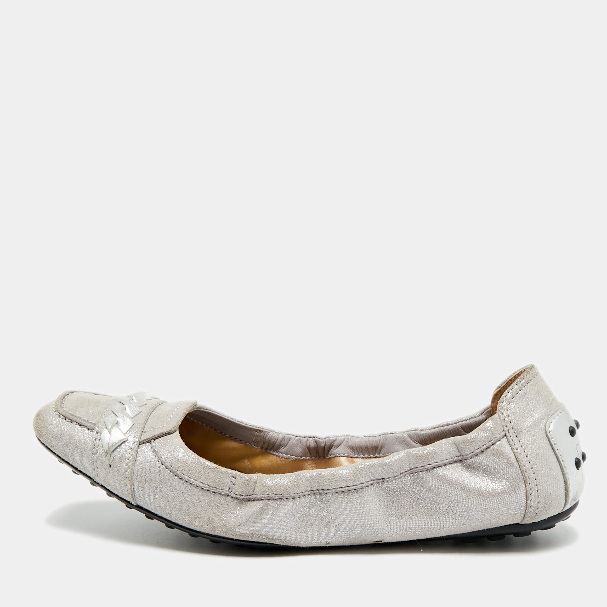مملوكة مسبقًا Tod's Size 37 Silver Leather and Shimmer Suede Braided Scrunch Ballet Flats