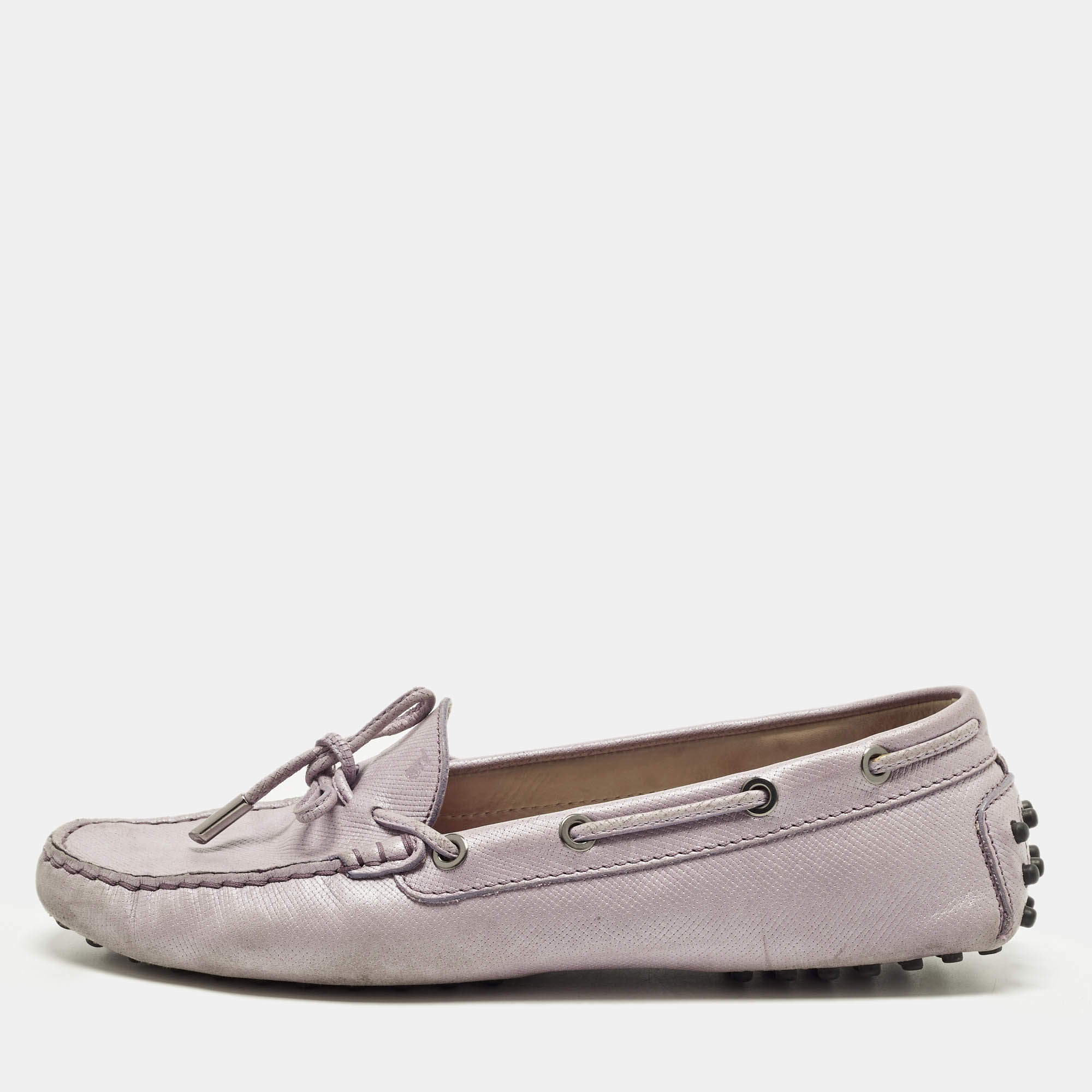 مملوك ة مسبقًا Tod's Gommino Size 38.5 Purple Leather Bow Loafers