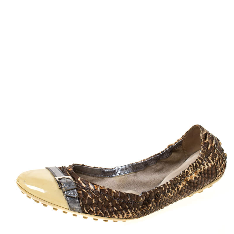 Tod's Brown/Cream Python and Patent Leather Cap Toe Buckle Scrunch Ballet Flats Size 38