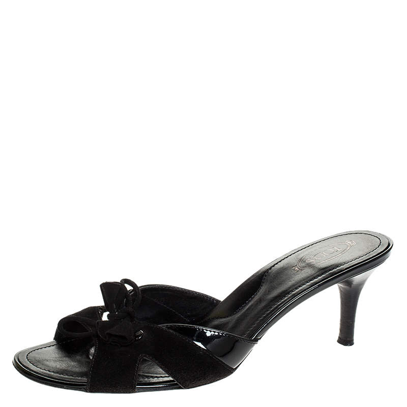 Pre Owned Tod's Black Suede and Patent Leather Slide Sandals Size 40