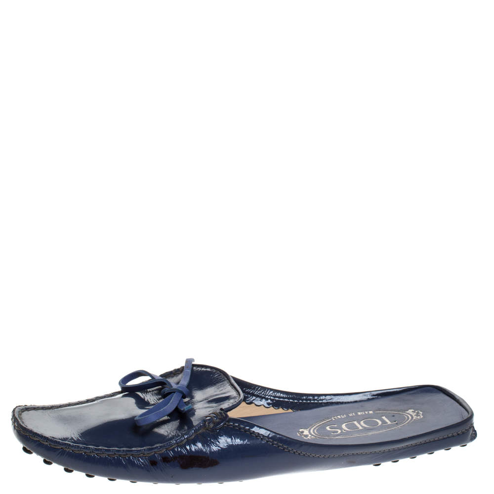 Pre Owned Tod's Blue Patent Leather Bow Flat Loafer Mules Size 37