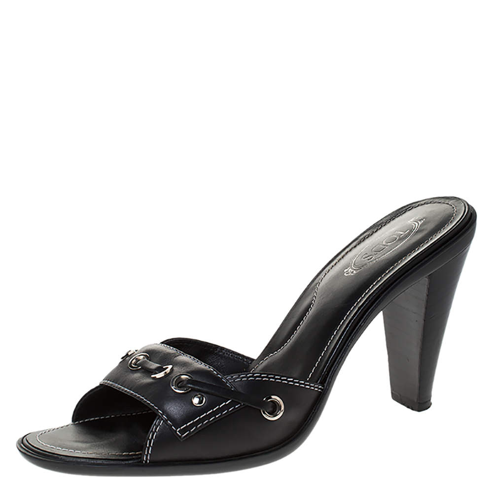 Pre Owned صندل تودز سلايد جلد أسود مقاس 38