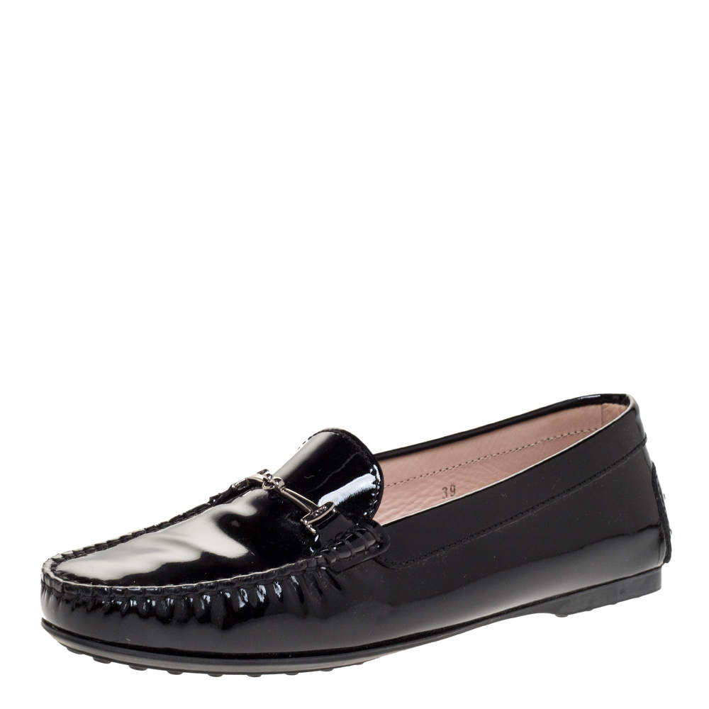 حذاء لوفرز تودز مزين حرف تي مزدوج جلد لامع أسود مقاس 39.5