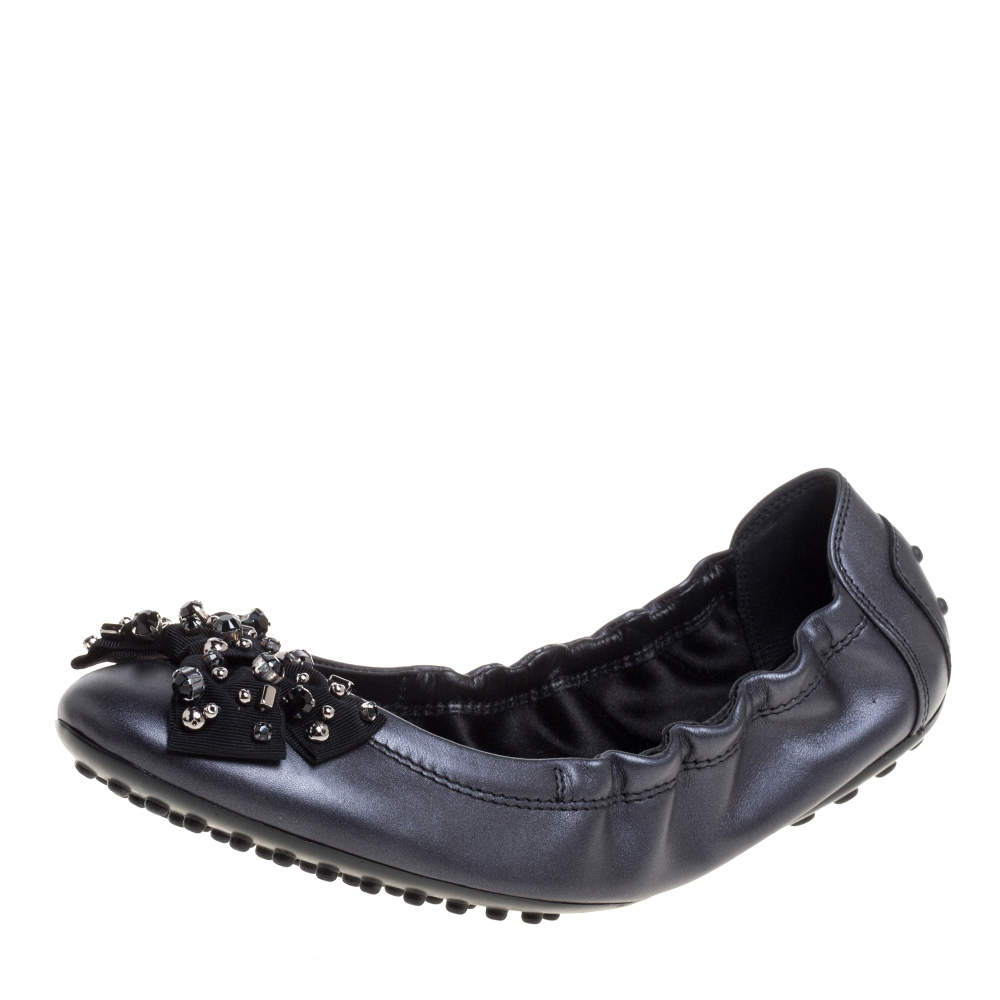 Tod's Black Leather Crystal Embellished Bow Scrunch Ballet Flats Size 38