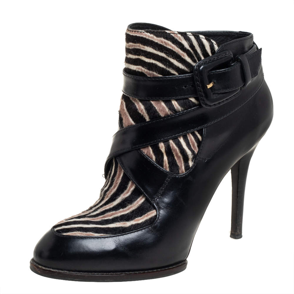 مملوكة مسبقًا Tod's Black Leather And Calf Hair Zebra Print Ankle Boots 37