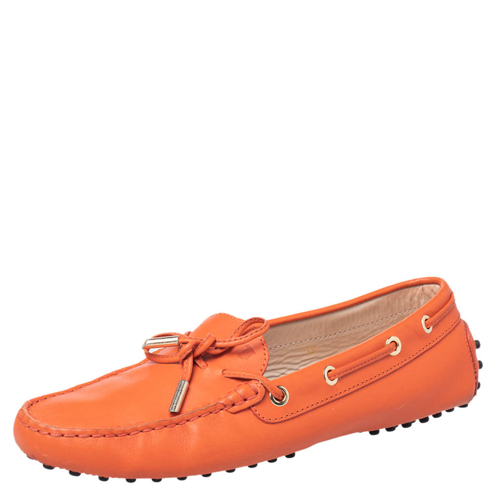 حذاء لوفرز تودز جلد برتقالي سليب أون مزين فيونكة مقاس 39