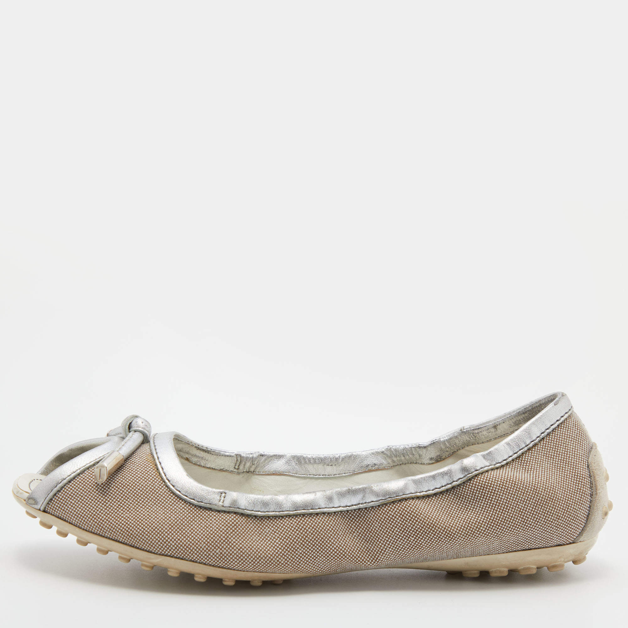 Pre Owned حذاء تودز فلات مقدمة مفتوحة فيونكة جلد وكانفاس ميتالك / رمادى مقاس 39