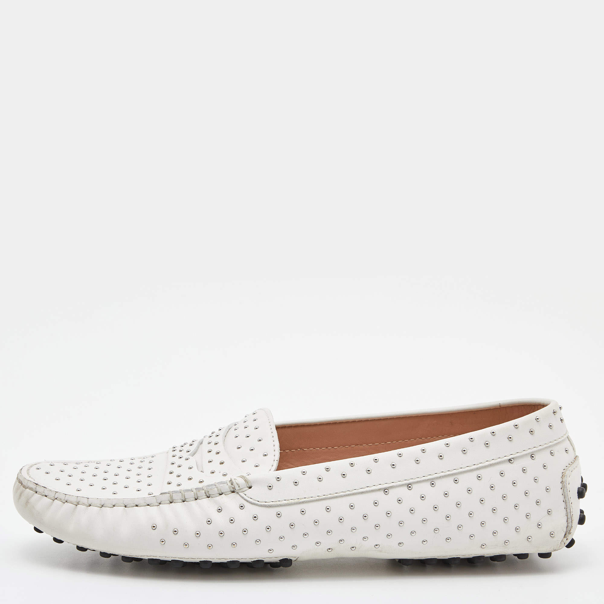 Pre Owned Tod's White Leather Studded Gommino Slip On Loafers Size 39