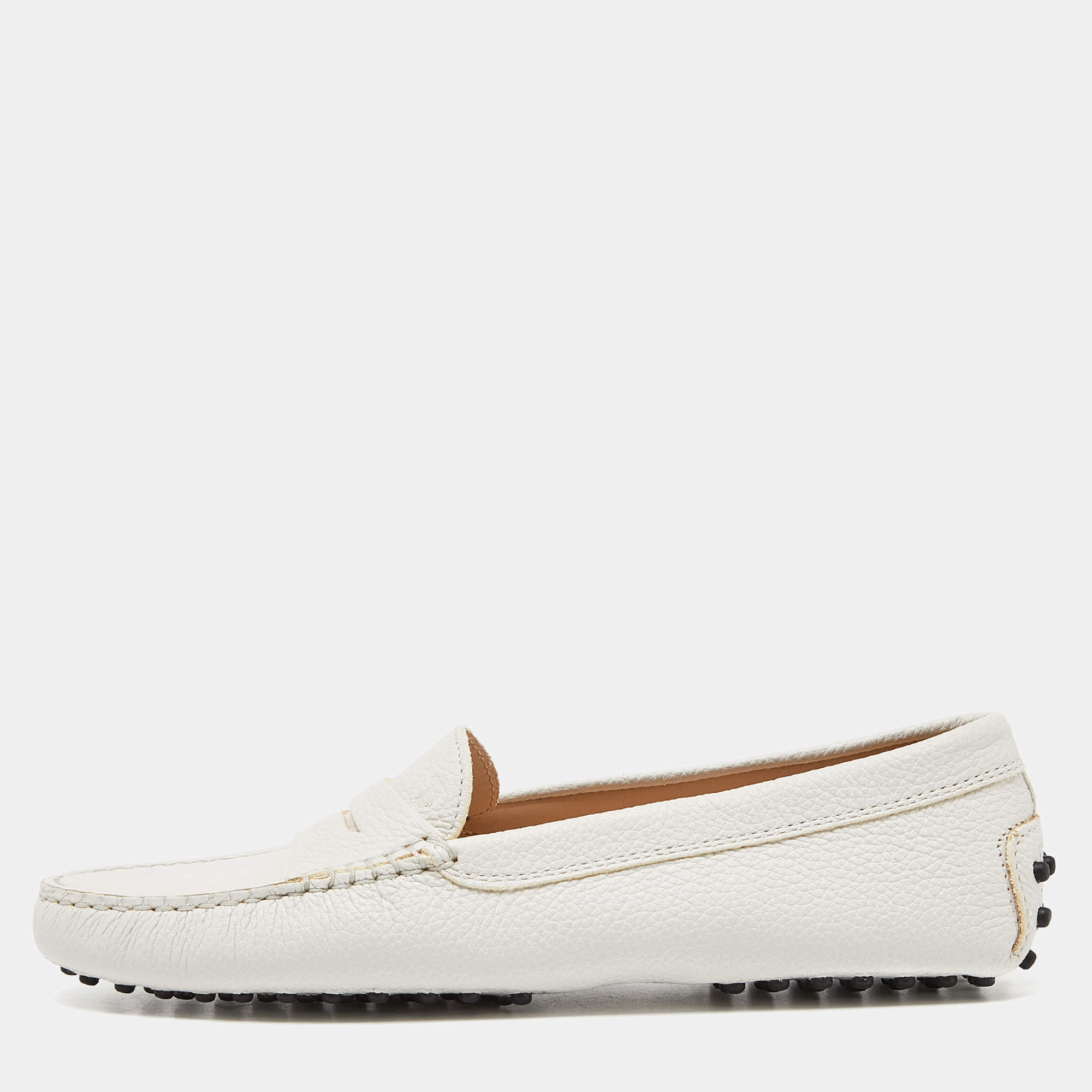 مملوكة مسبقًا Tod's White Leather Gommino Driving Loafers Size 38.5