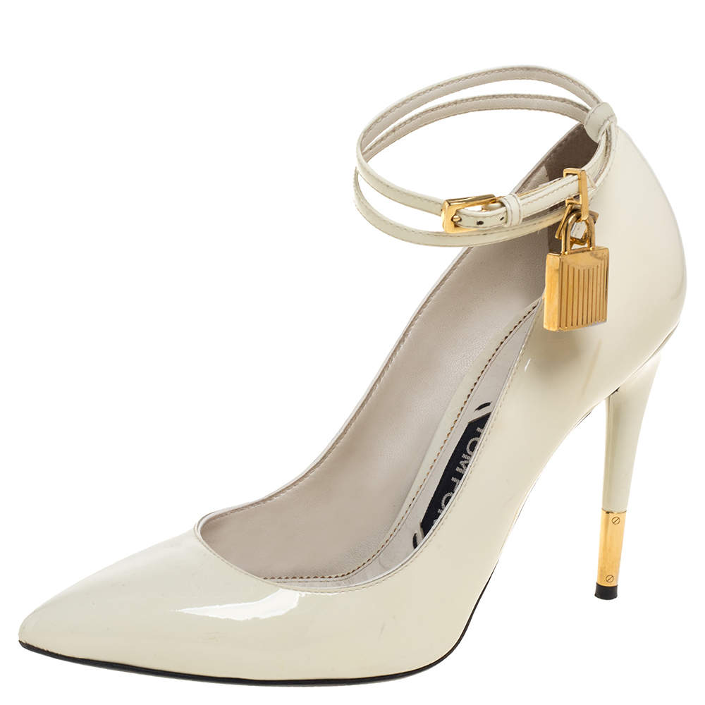 Pre Owned Tom Ford Cream Patent Leather Padlock Ankle Wrap Pointed Toe Pumps Size 38.5