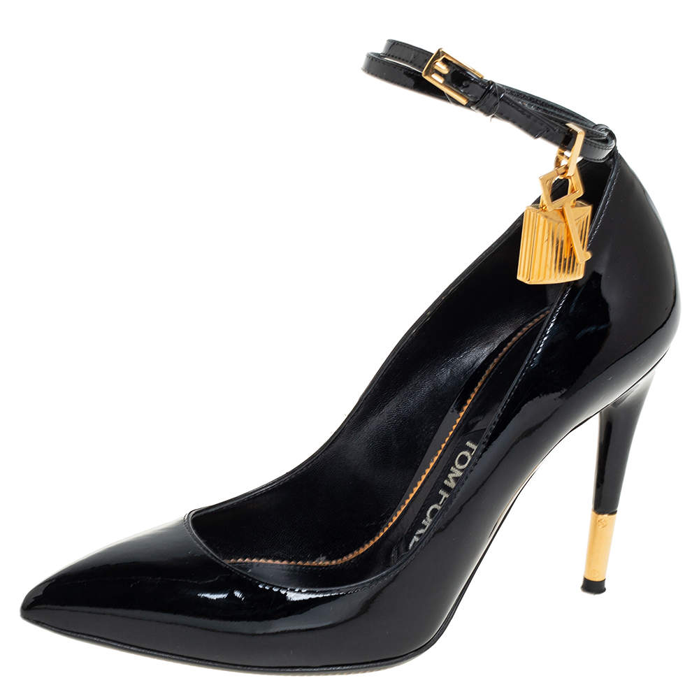مملوكة مسبقًا Tom Ford Black Patent Leather Padlock Pointed Toe Pumps Size 36
