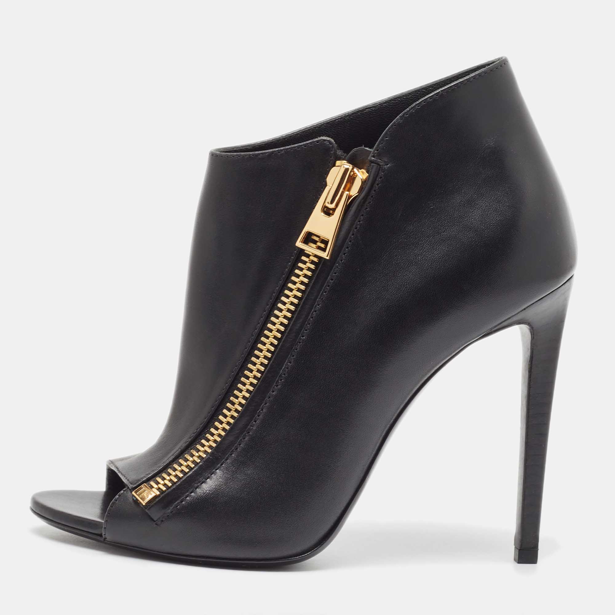 Tom Ford Black Leather Zip Up Ankle Boots Size 38.5
