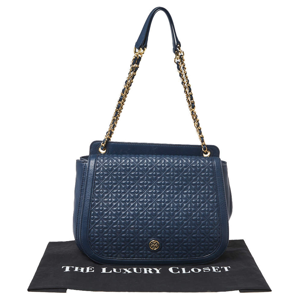 Buy the Tory Burch Marion Suede Chain Shoulder Navy Slouchy Tote |  GoodwillFinds