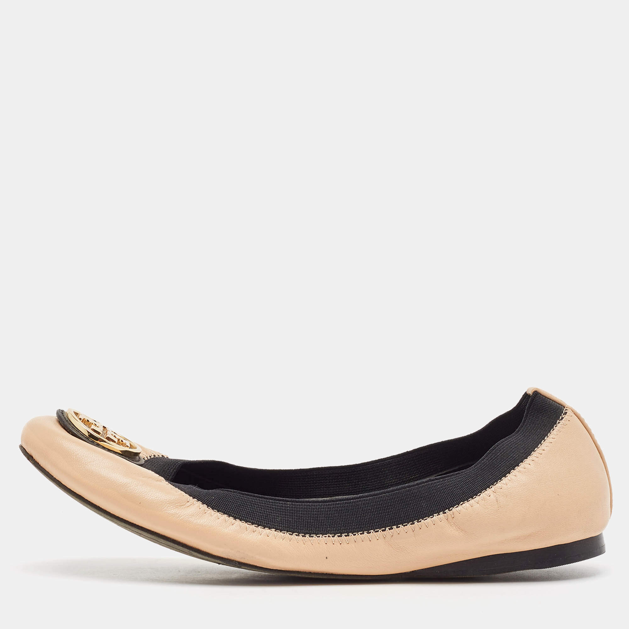 Pre Owned Tory Burch Beige/Black Leather Scrunch Ballet Flats Size 38