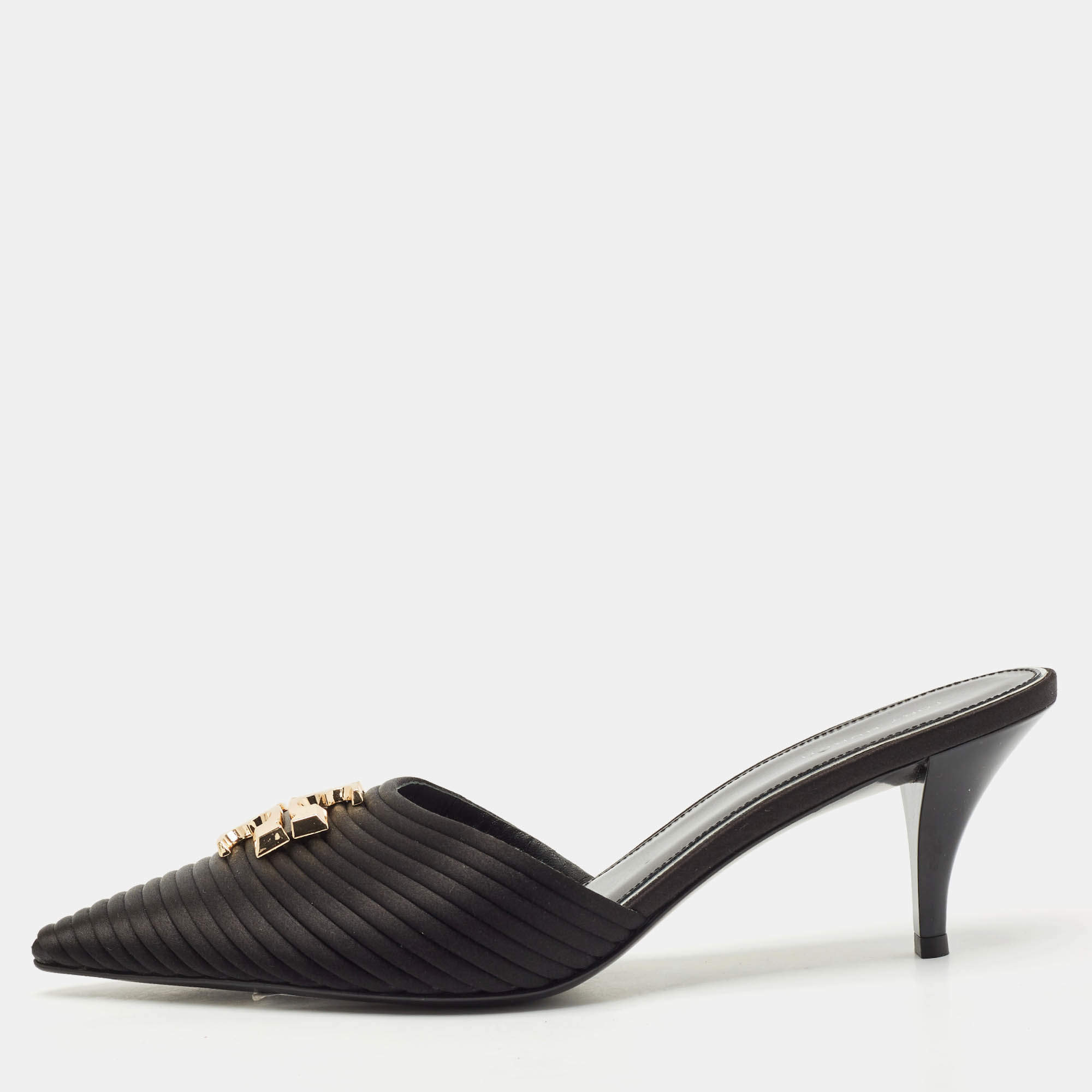 مملوكة مسبقًا Tory Burch Black Satin Logo Eleanor BMB Mules Size 39