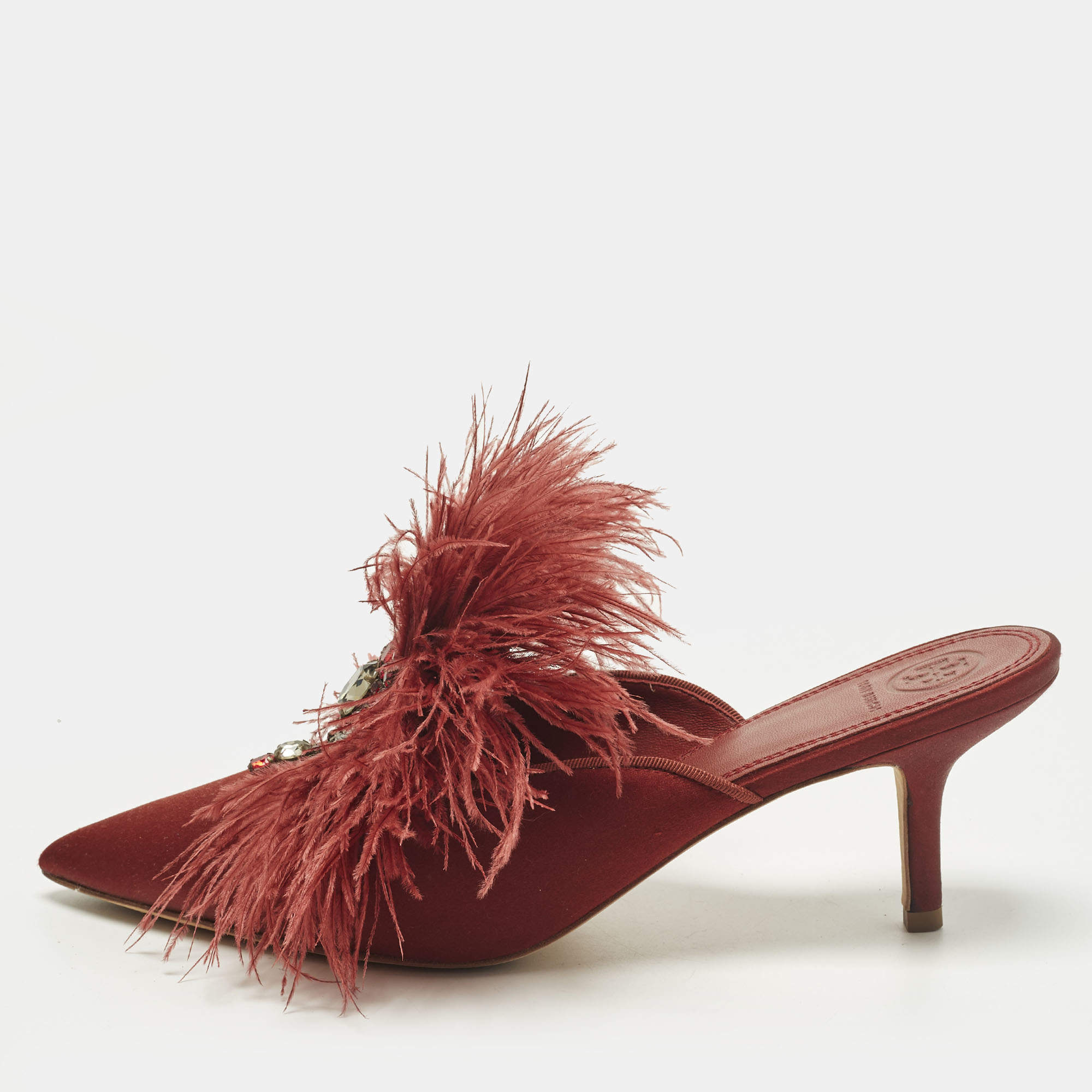 Pre Owned حذاء ميول مزين بالكريستال ريش ساتان بورجوندي توري برش إلودي مقاس 39.5