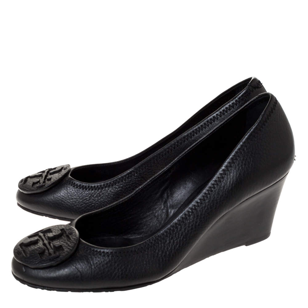 Tory Burch Black Leather Chelsea Wedge Pumps Size 39 Tory Burch | TLC