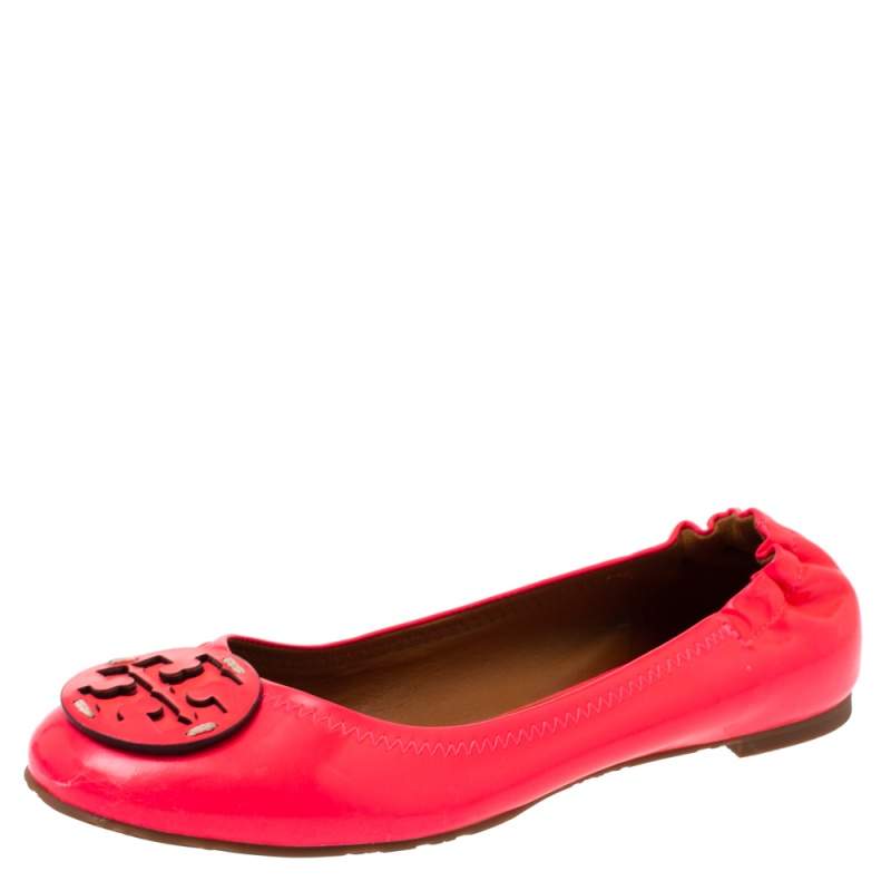 Tory Burch Neon Pink Patent Leather Minnie Scrunch Ballet Flats Size 38