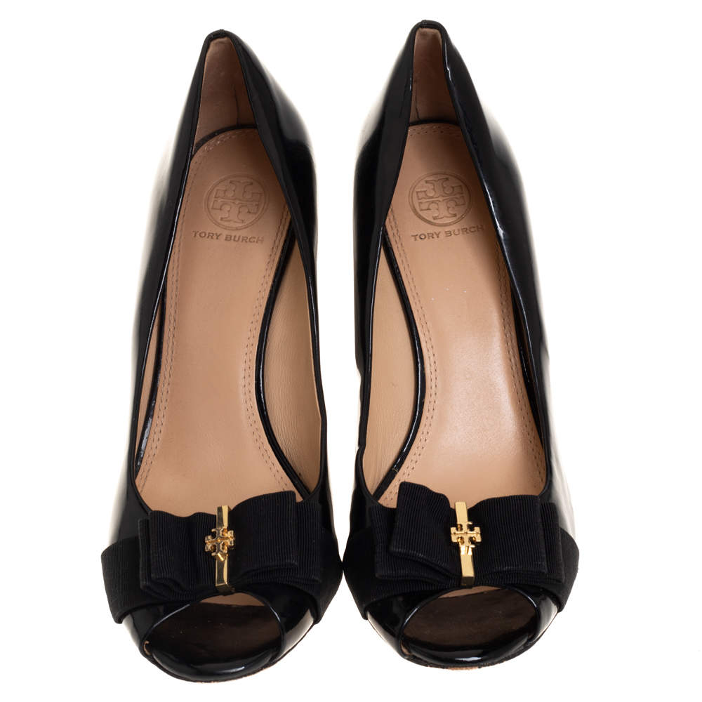 Tory burch black 2025 peep toe wedge