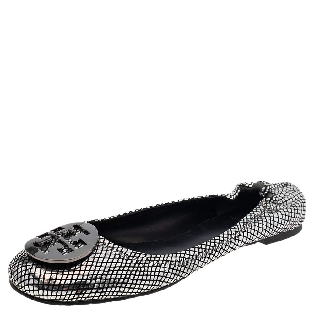 Pre Owned Tory Burch Silver Snakeskin Embossed Leather Logo Ballet Flats Size 41